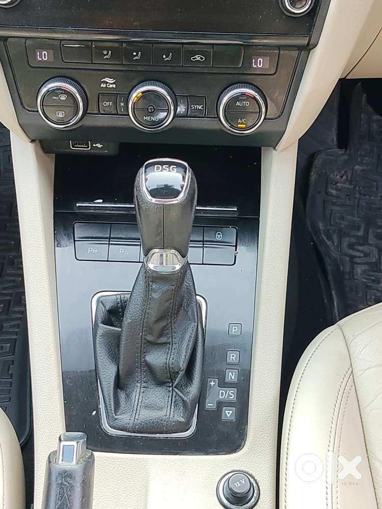 Skoda Octavia 2.0 L K Tsi At, 2020, Petrol