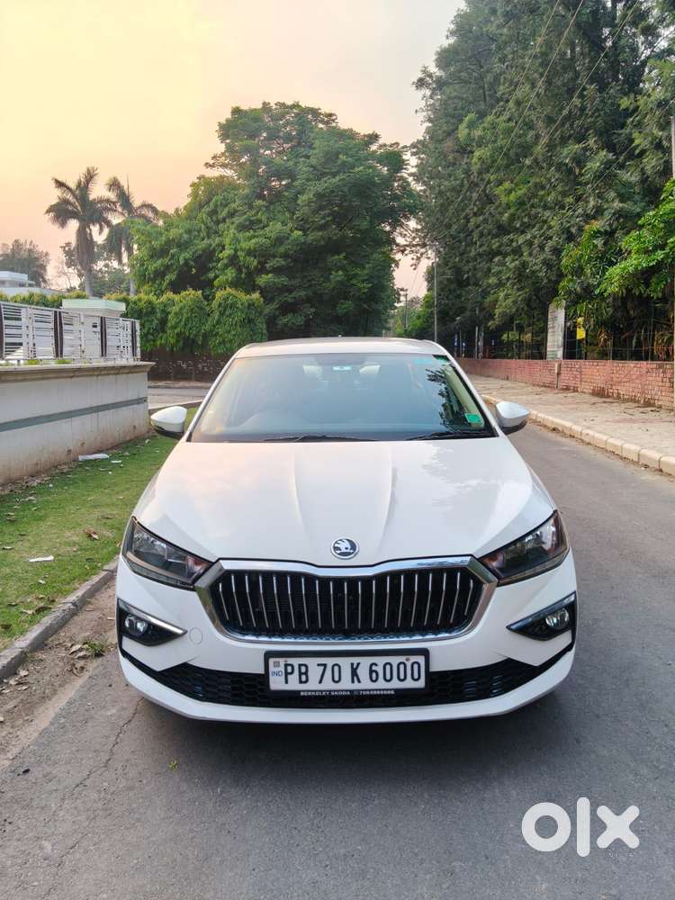Skoda Slavia Ambition Plus 1.0 Tsi Mt, 2023, Petrol