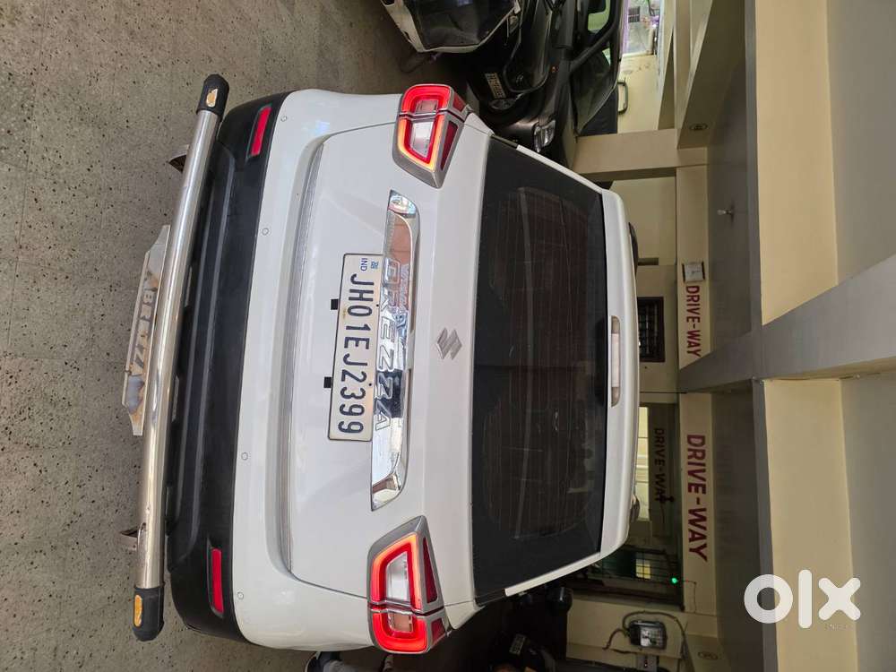 Maruti Suzuki Brezza 2021 Petrol 39000 Km Driven