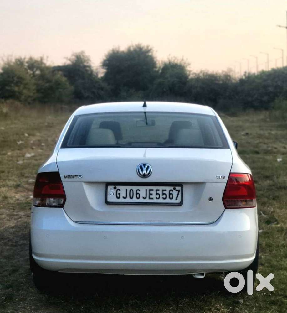 Volkswagen Vento 1.5 Highline Plus At 16 Alloy, 2015, Diesel