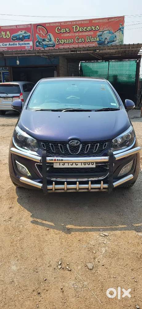 Mahindra Marazzo 2018 Diesel 140010 Km Driven
