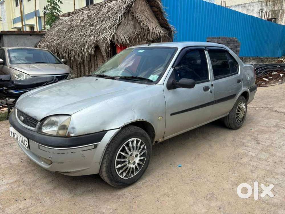 Ford Ikon 1.8 Zxi, 2004, Petrol