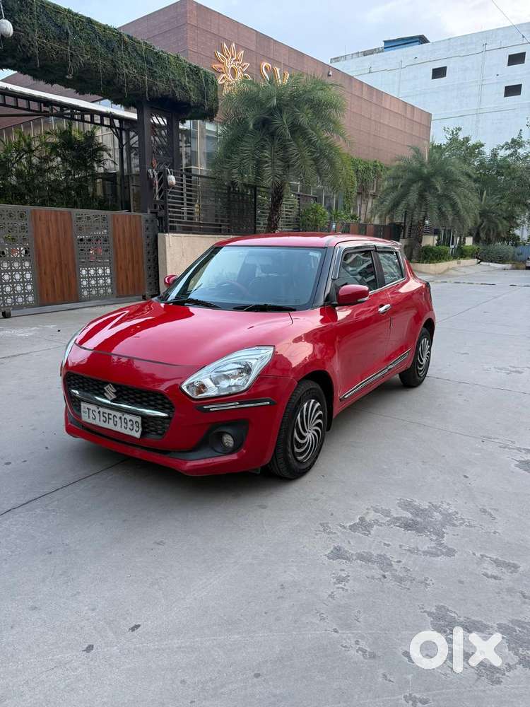 Maruti Suzuki Swift Vxi + Manual, 2022, Petrol