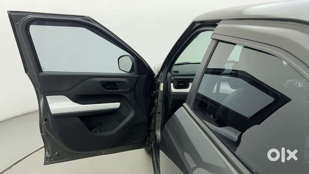 Tata Punch Pure, 2022, Petrol