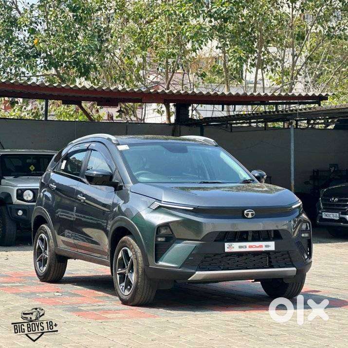 Tata Nexon Creative Plus S 1.2 Revotron Petrol 7dca Dt, 2025, Petrol