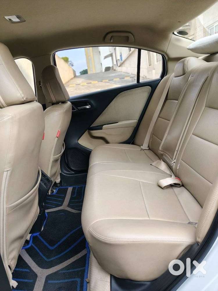 Honda City 1.5 V 5th Gen I-vtec Mt, 2022