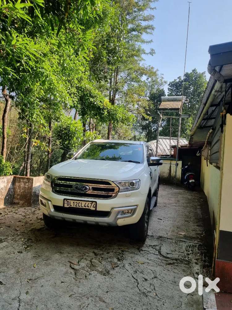 Ford Endeavour Titanium 2017