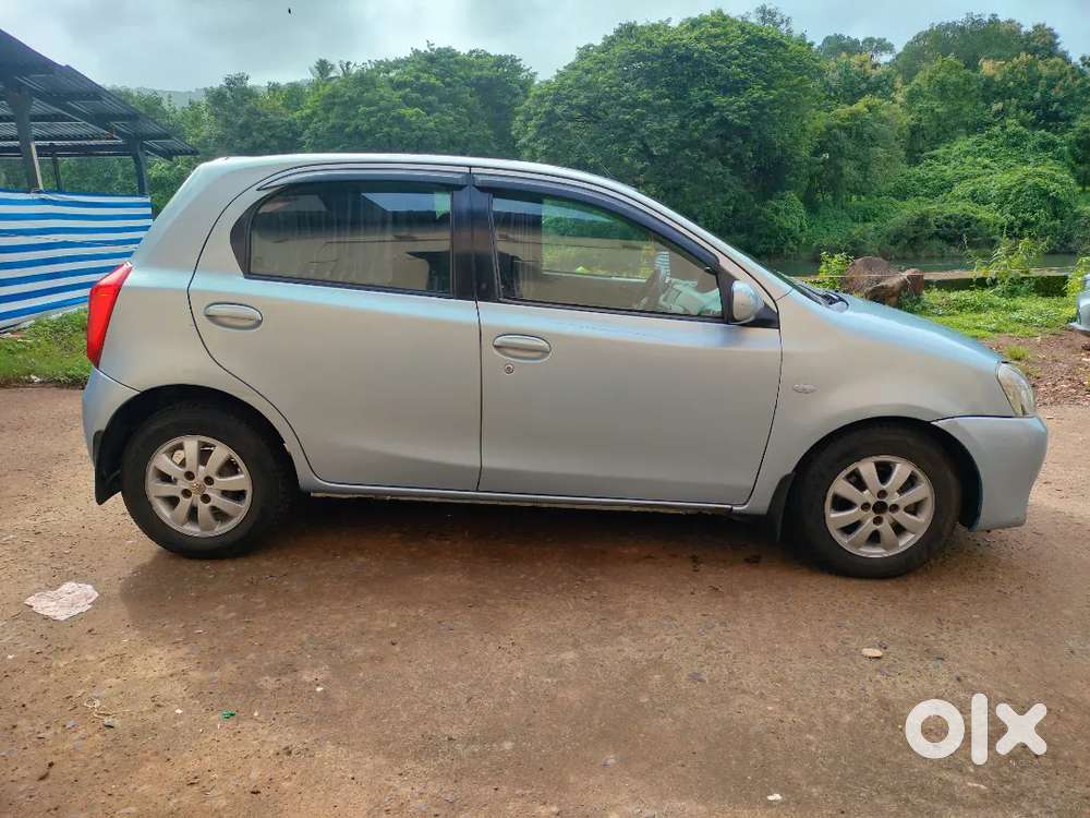 Toyota Etios Liva 2012