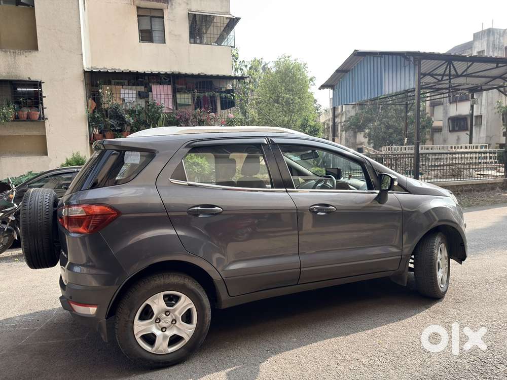Urgent- Ford Ecosport Petrol Manual 2016