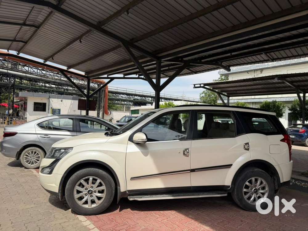 Mahindra Xuv500 W9 2018 Diesel 144000 Km Driven