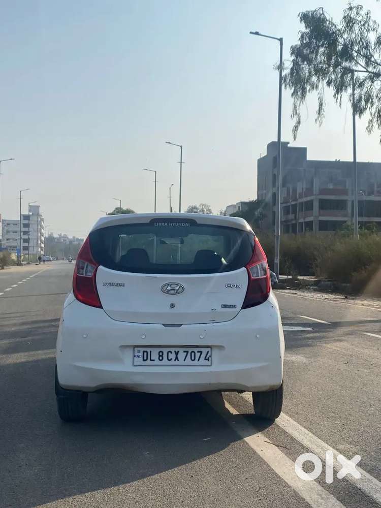 2012 Hyundai Eon Sportz  90,000 Km  ₹1 Lakh  Urgent Sale