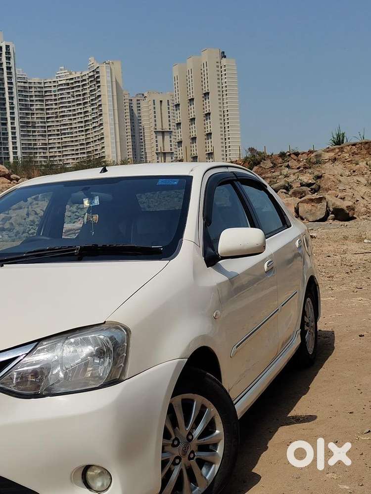 Toyota Etios 2011 Cng & Hybrids Well Maintained