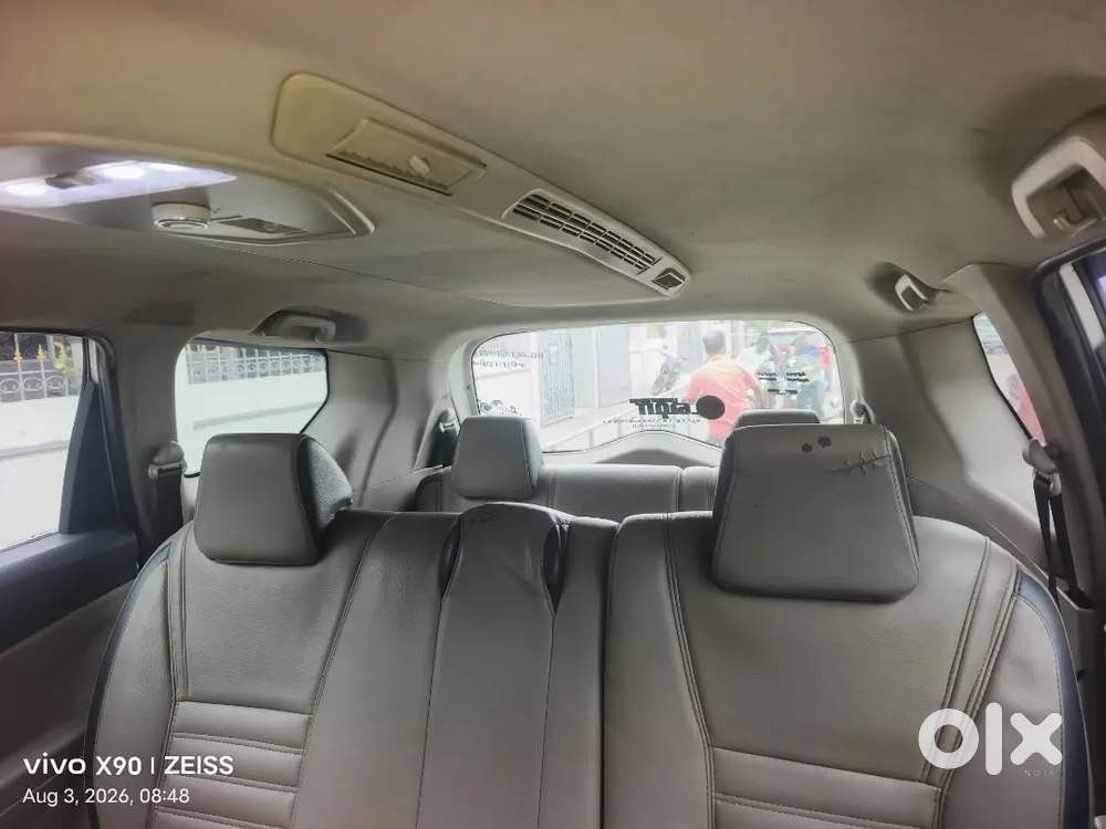 Mahindra Marazzo M4 2019