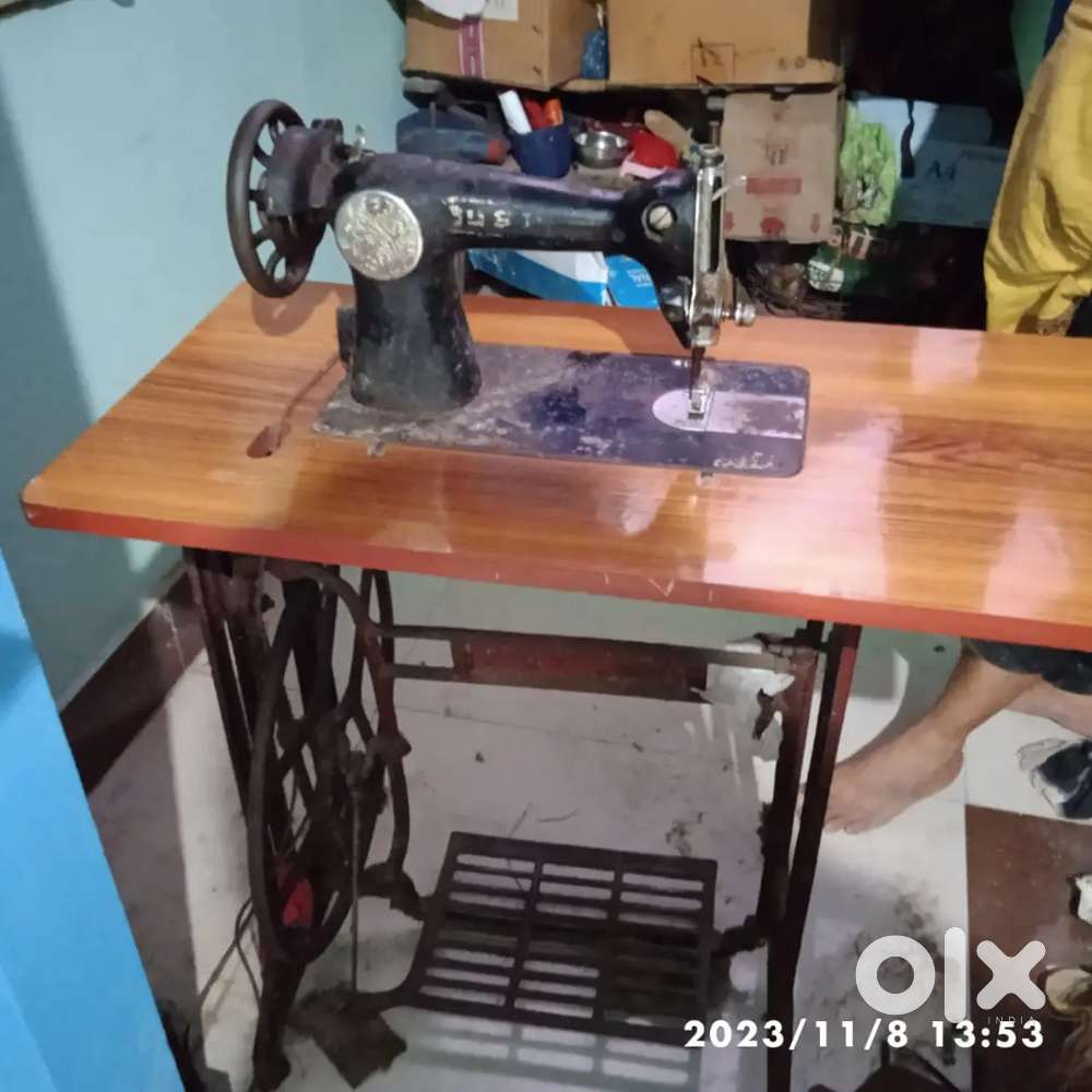 Tailor machine Other Household Items 1754184203