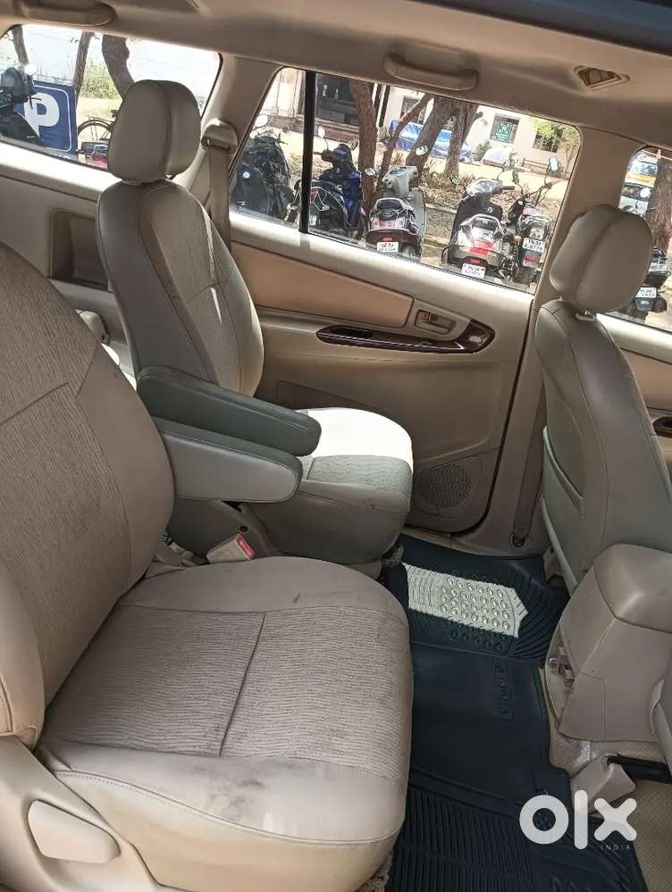 Toyota Innova 2009 Diesel 170000 Km Driven