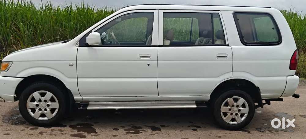 Chevrolet Tavera Neo 2016 Diesel 100000 Km Driven Good Condition