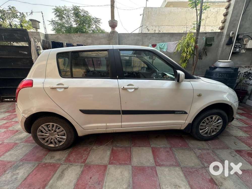 Maruti Suzuki Swift 2011 Petrol Good Condition