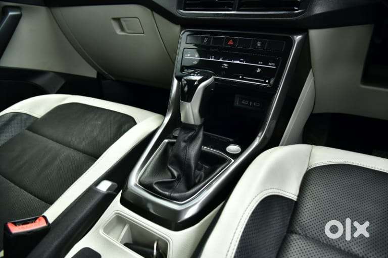 Volkswagen Taigun 1.0 Tsi Topline At, 2022, Petrol