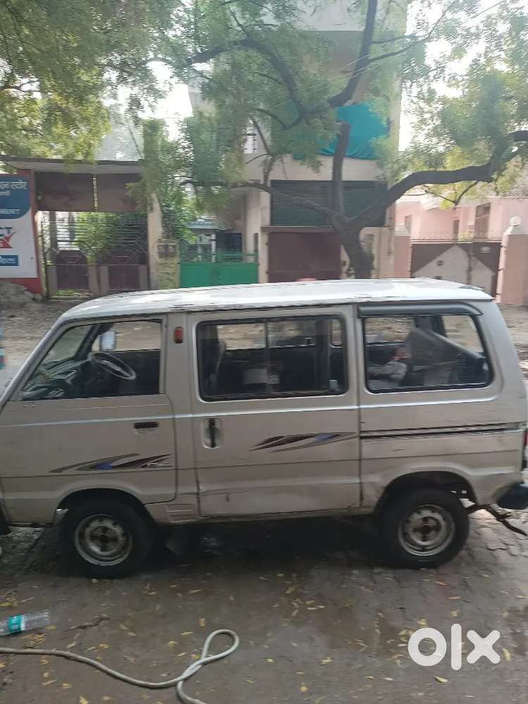 Maruti Suzuki Omni 2013