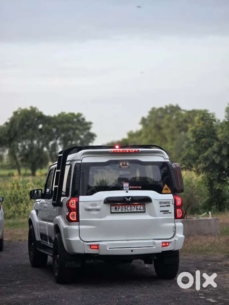 Mahindra Scorpio