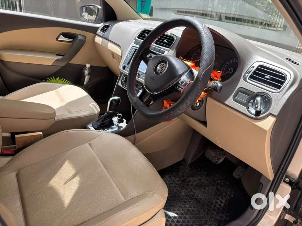 Volkswagen Vento 1.2 Tsi Highline At, 2017, Petrol