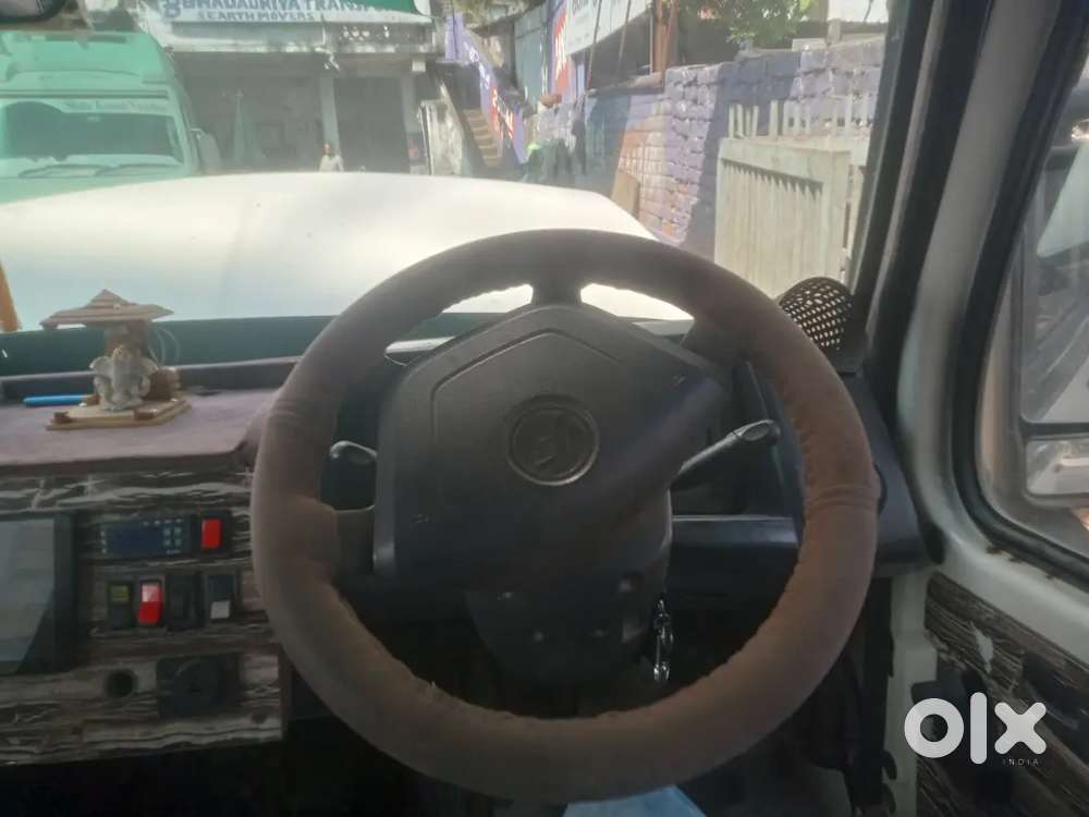 Tempo Traveller Force Crv