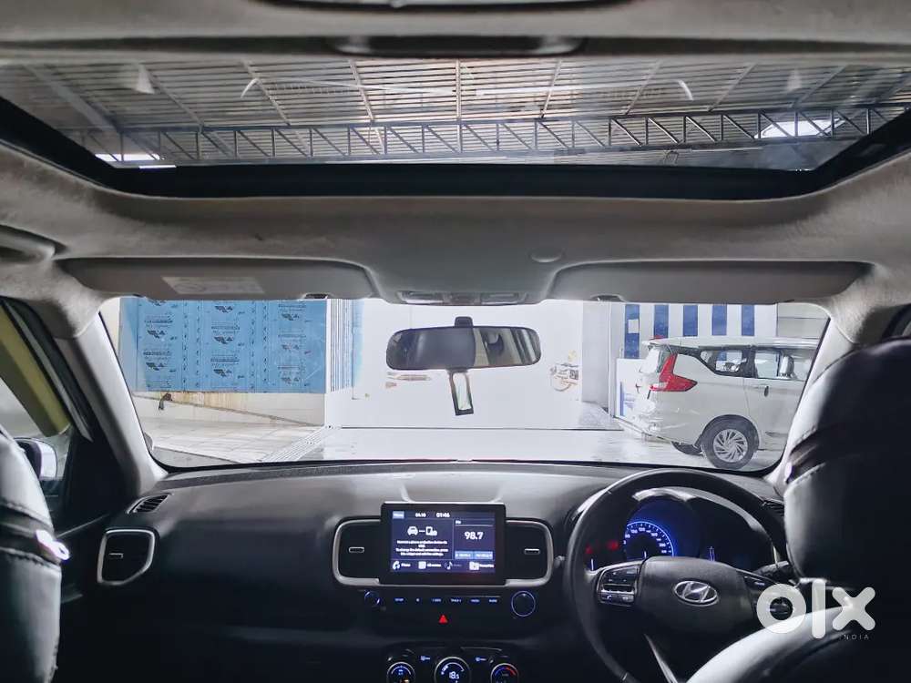 Hyundai Venue Crdi 2019 With Manual Transmission