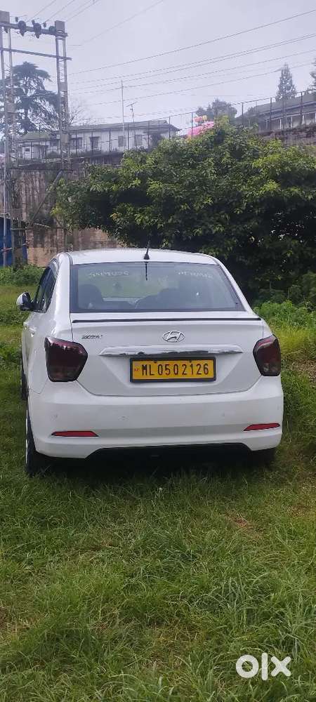 Hyundai Xcent 2017 Petrol 25000 Km Driven