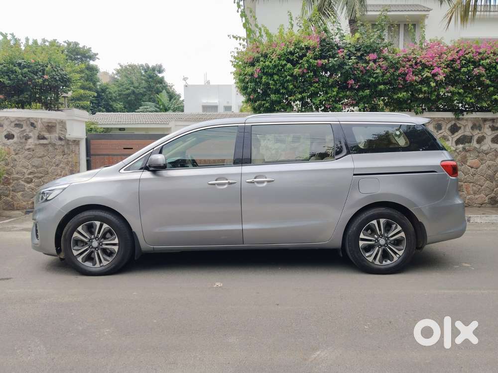 Kia Carnival Premium, 2022
