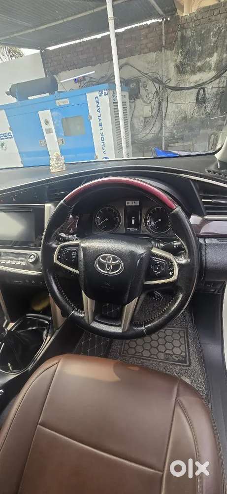 Toyota Innova Crysta