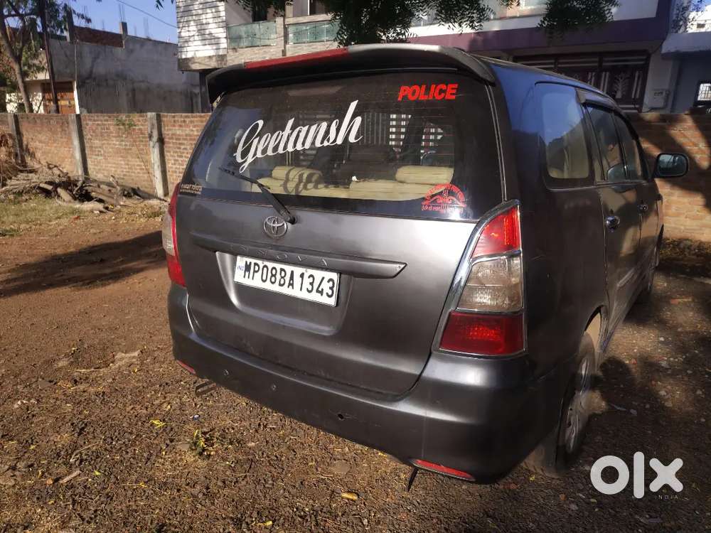 Toyota Innova 2013 Diesel 268000 Km Driven