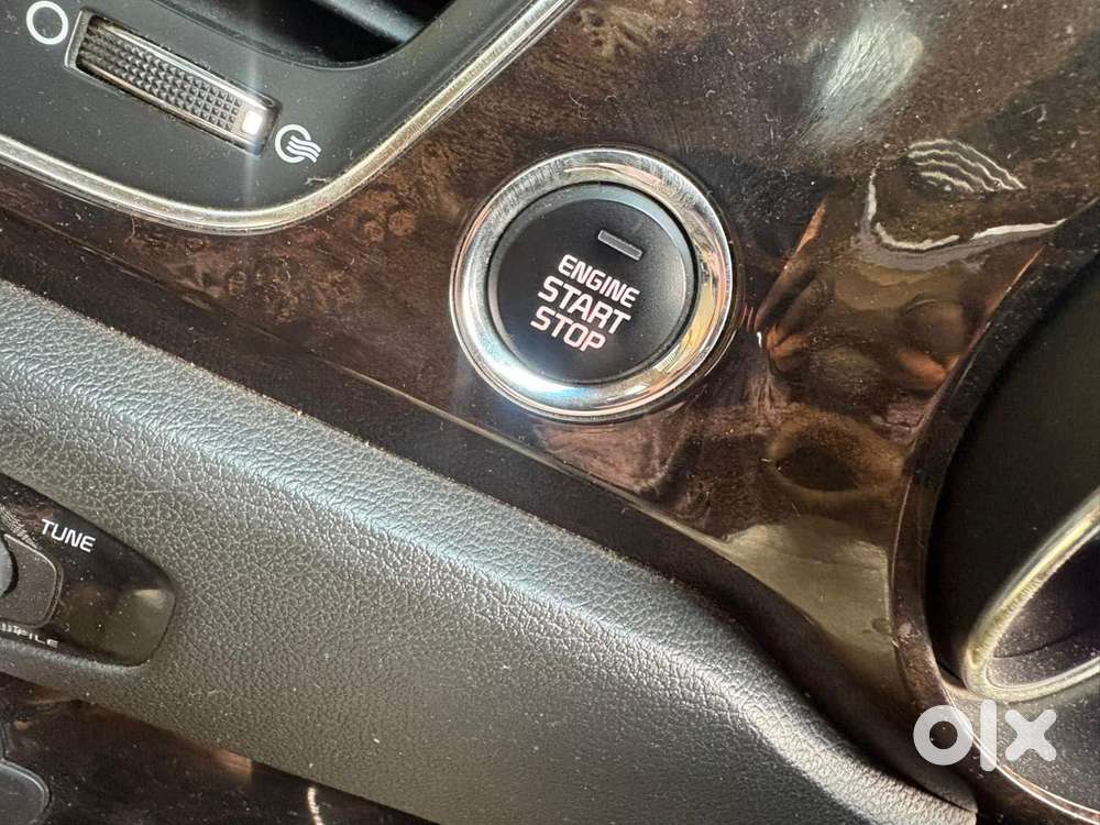 Kia Carnival Limousine Plus 7 Str, 2022, Diesel