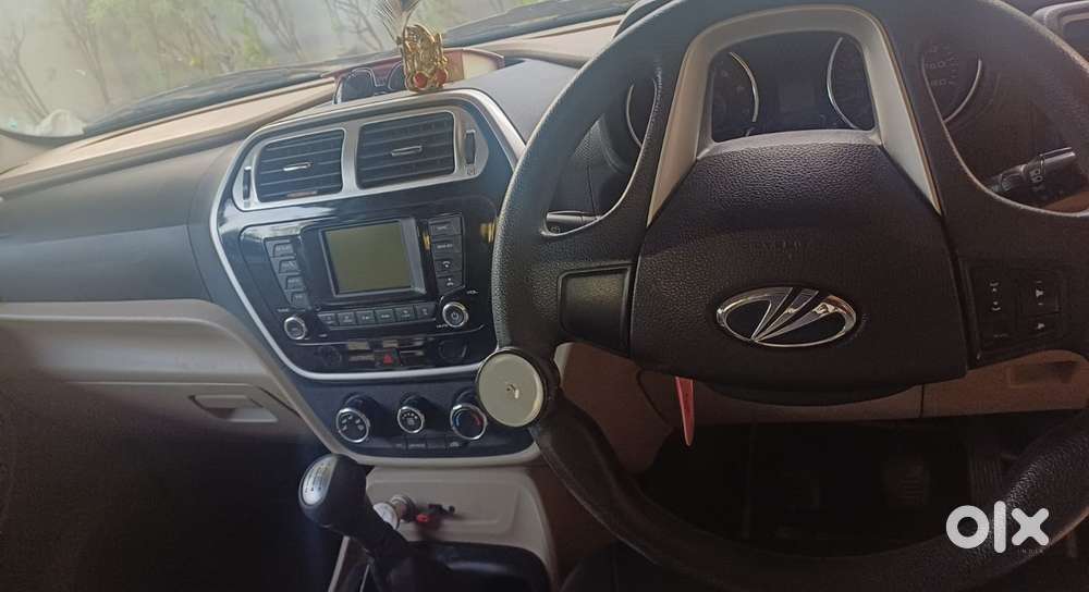 Mahindra Tuv 300 T8, 2017, Diesel