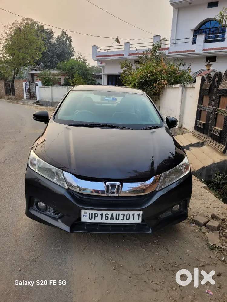 Honda City 2014 Diesel Well Maintained With Sunroof
