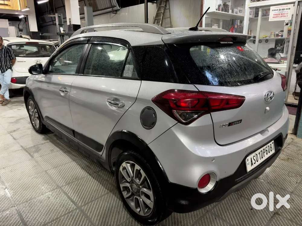 Hyundai I20 Active 2018 Km Driven