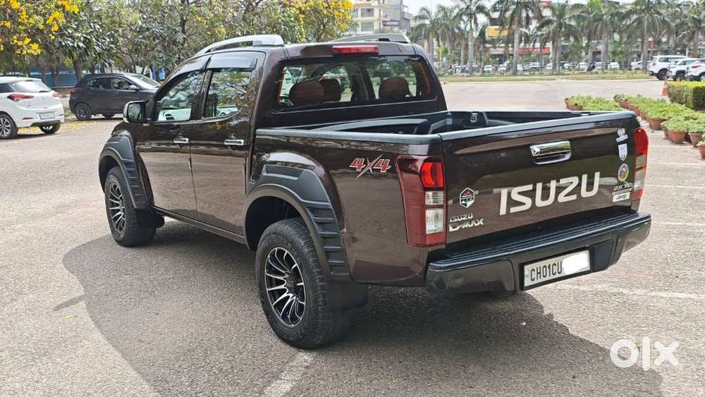 Isuzu V-cross Z 4x4 Mt, 2017, Diesel