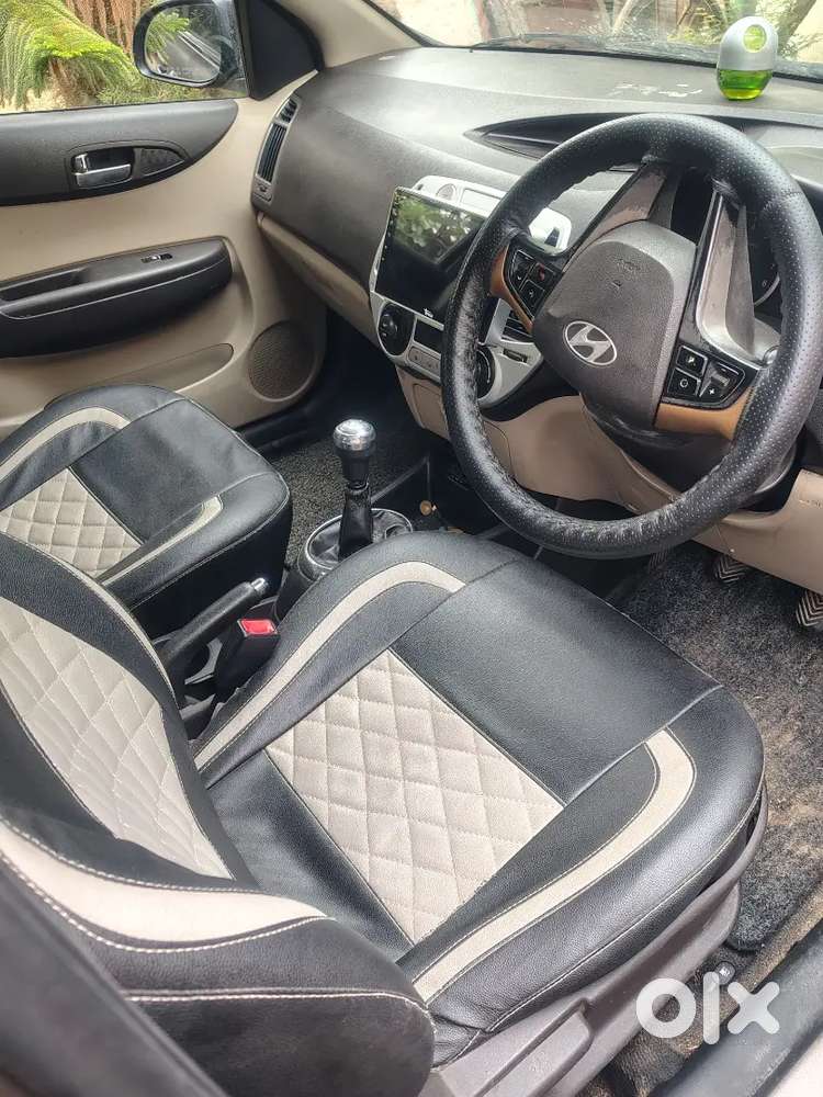 Hyundai I20 Sportz 2012 Model Year
