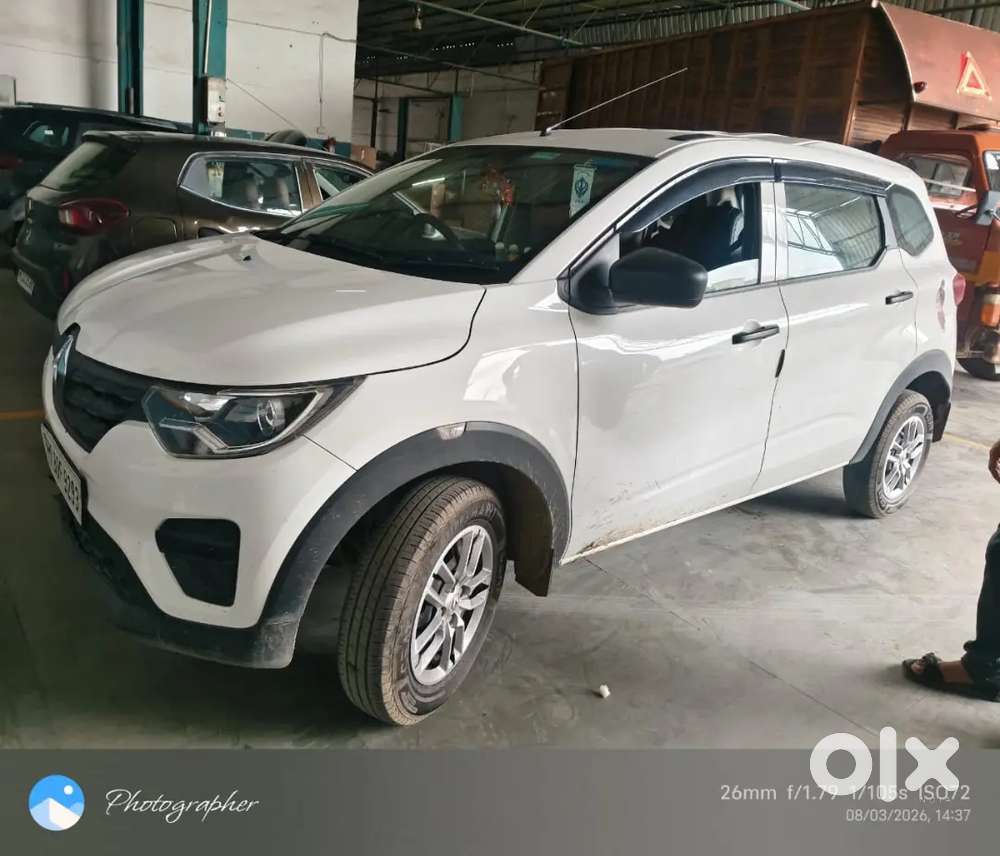 Renault Triber Rxz 2025