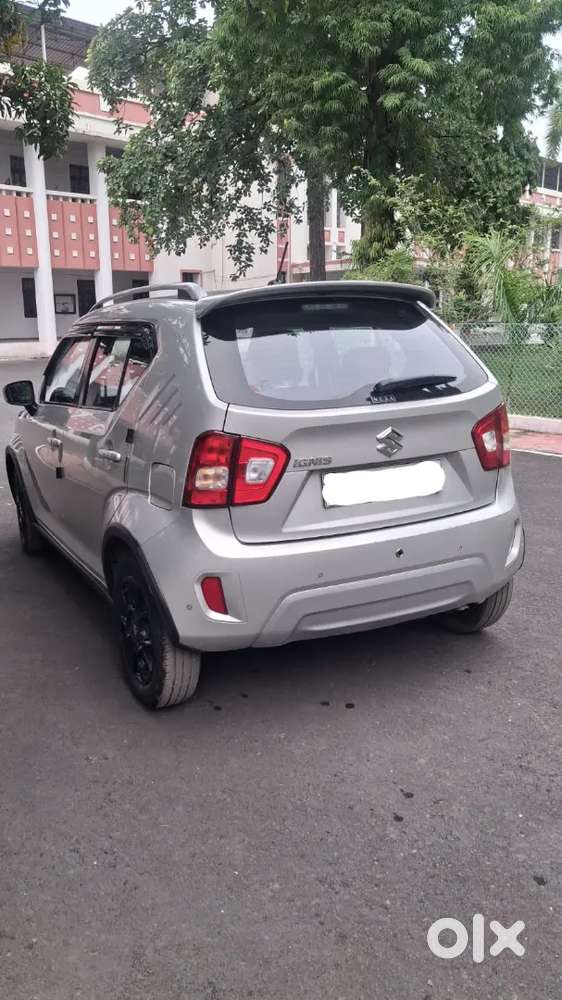 Maruti Suzuki Ignis Zeta Amt (automatic)  Silver  Low Km (~35,500 Km