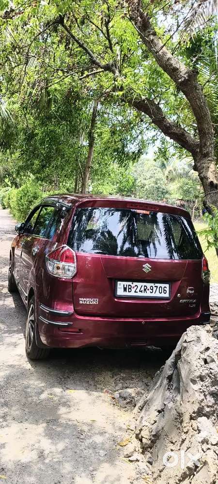 Maruti Suzuki Ertiga Lxi 2013