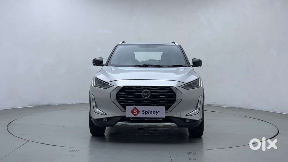 Nissan Magnite 1.0 Xv Premium, 2022, Petrol