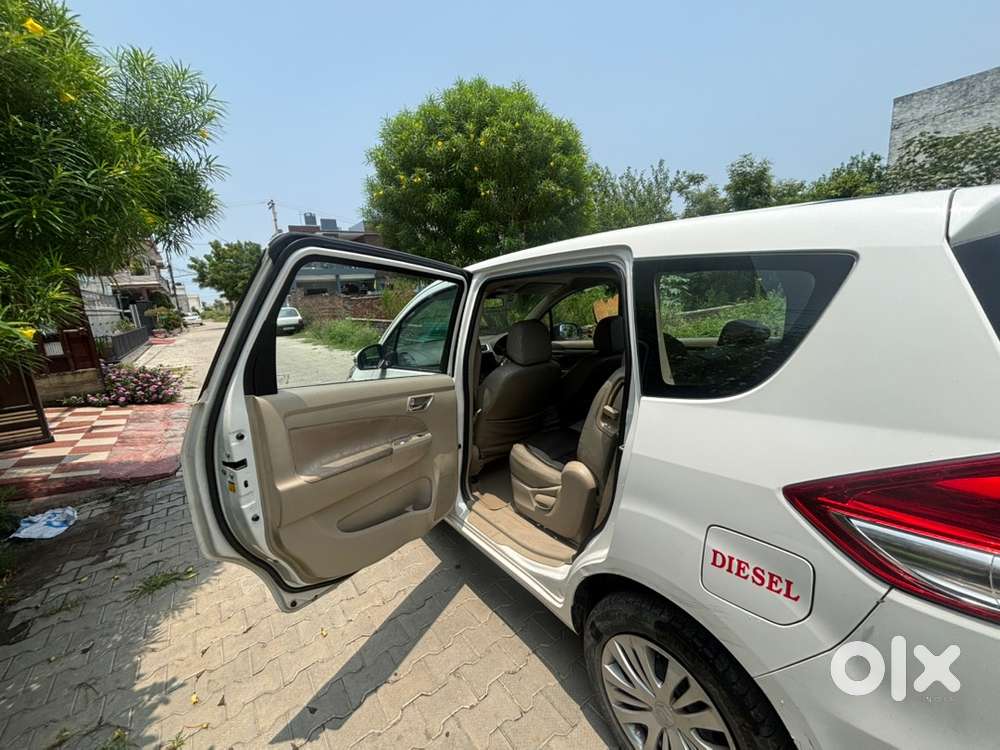 Maruti Suzuki Ertiga 2015