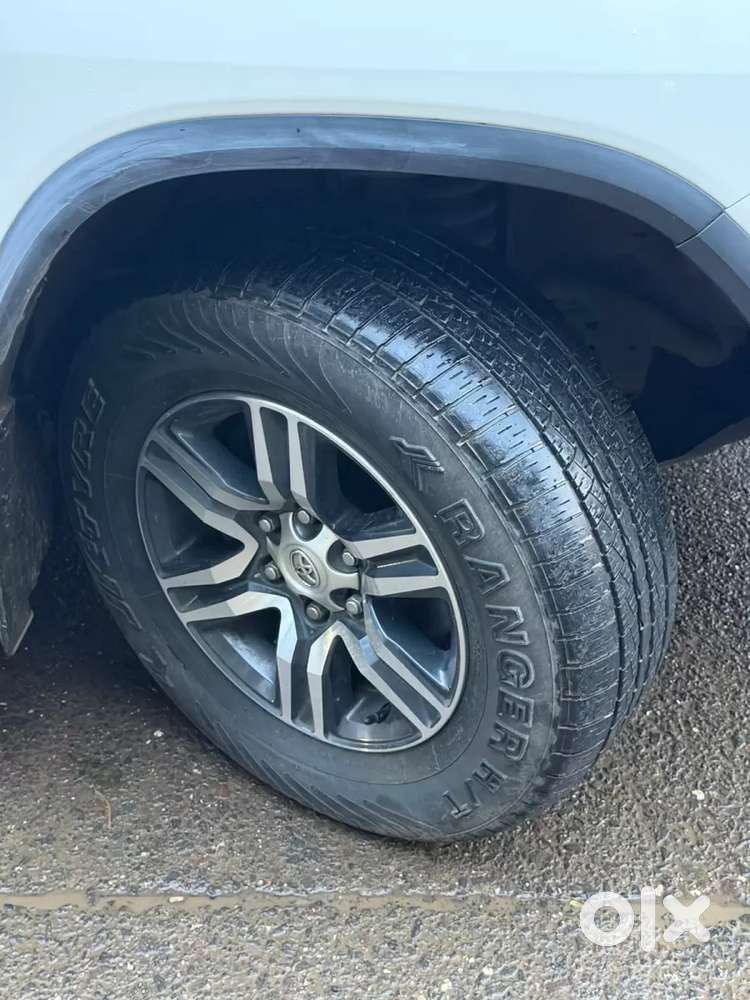 Toyota Fortuner 4x2 At, 2018, Diesel