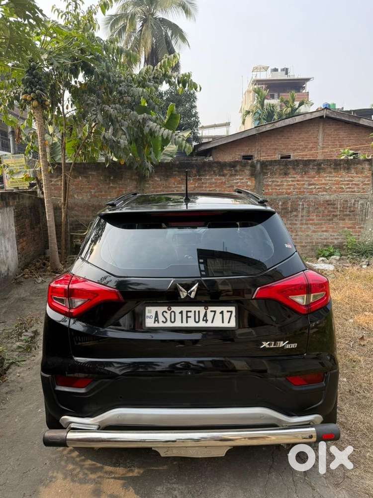 Mahindra Petrol Car 2024