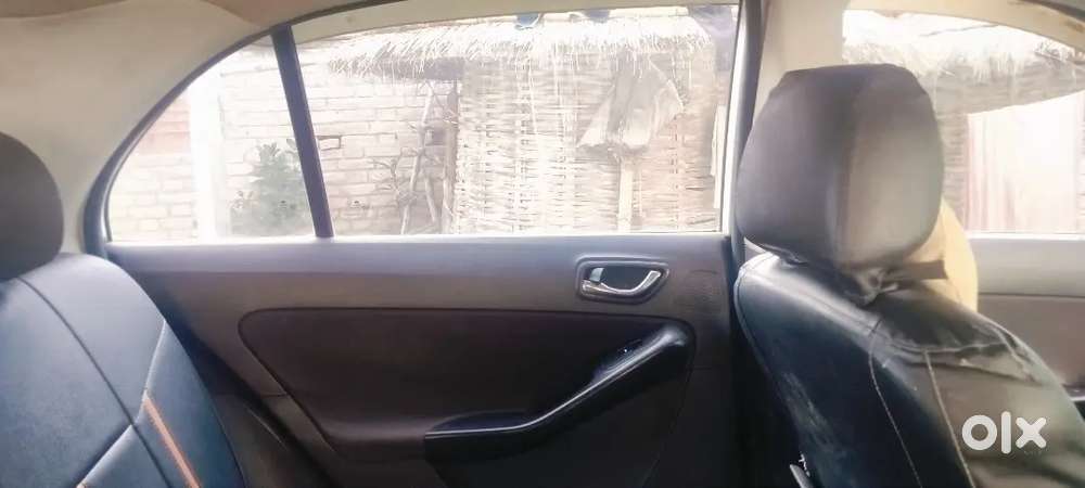 2016 Tata Bolt 1.2 Xe