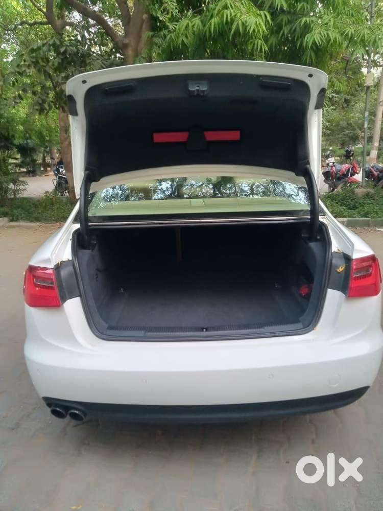 Audi A6 2014 Diesel Well Maintained, First Owner