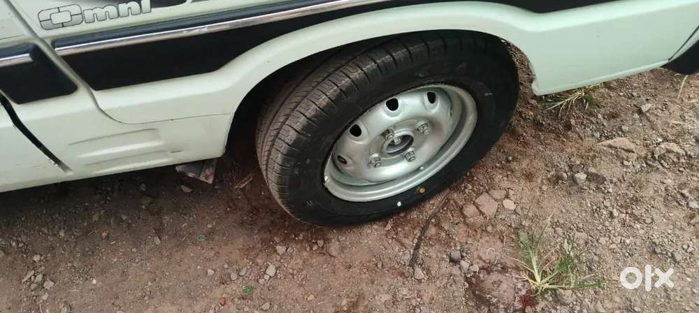 Maruti Suzuki Omni 2017 Petrol+ Lpg 750000 Km Driven New Tyres