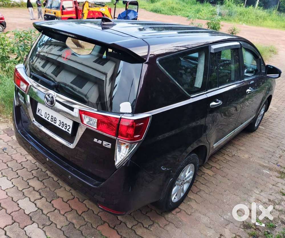 Toyota Innova Crysta 2.8 Gx At, 2017, Diesel