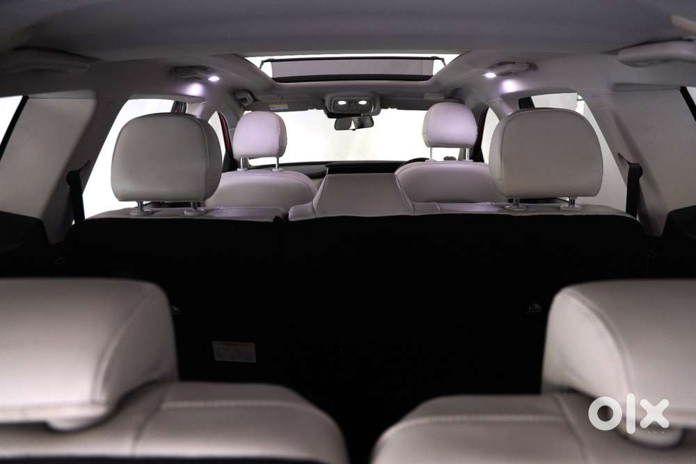 Mahindra Xuv700 2.0 Ax 7 Petrol At Luxury Pack Str, 2022, Petrol