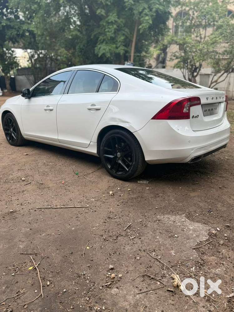 Volvo S60 2017 Diesel Well Maintained